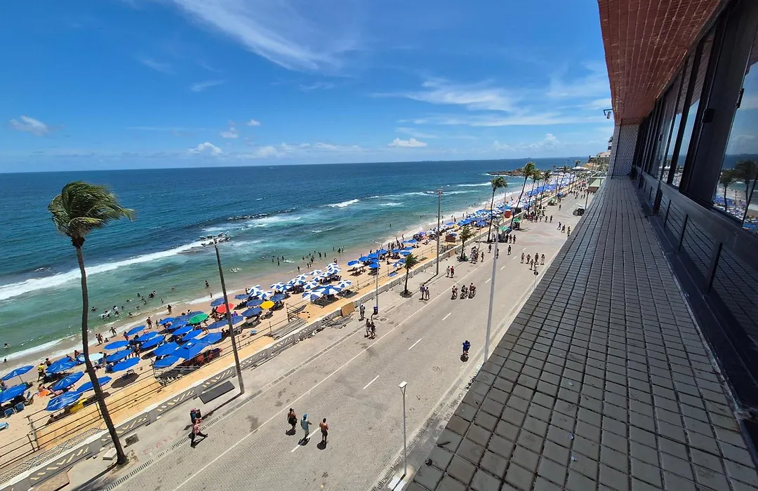 Farol Barra Flat-1